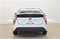 プリウス S セーフティプラス