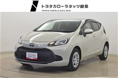 トヨタ アクア X