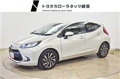 トヨタ　アクア G