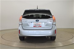 プリウスアルファ S