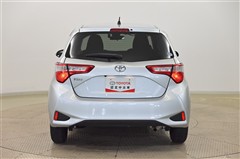 ヴィッツ F セーフティエディション