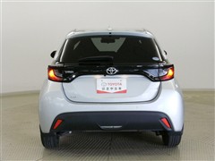 ヤリス X
