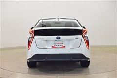 プリウス A ツーリングセレクション