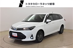 トヨタ　カローラフィールダー HV EX