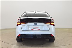 プリウス A プレミアムツーリング