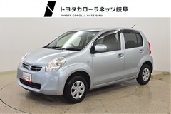 トヨタ パッソ X クツロギ