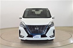 セレナ E-パワー ハイウェイスターV