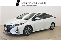 トヨタ　プリウスPHV A
