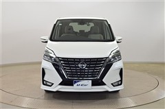 セレナ ハイウェイスター V