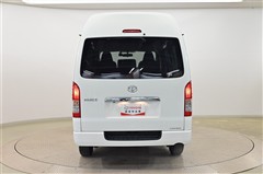 ハイエースバン DX