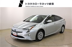 トヨタ プリウス Sセーフティ+