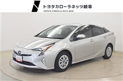トヨタ プリウス Sセーフティ+