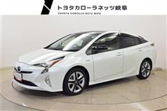 プリウス Sセーフティプラスツートー