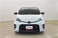 アクア GRスポーツ