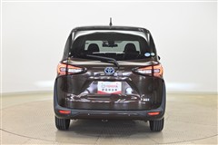 シエンタHV ファンベースG クエロ