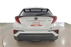 C-HR S GRスポーツ