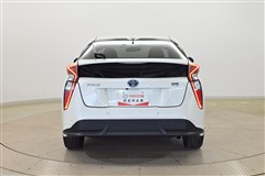 プリウス A ツーリングセレクション