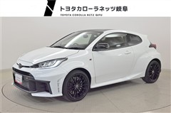 トヨタ　ヤリス RZ