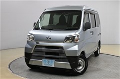 ダイハツ ハイゼットカーゴ デラックスSA3