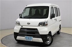 ダイハツ ハイゼットカーゴ デラックスSA3