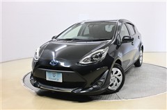 トヨタ アクア G