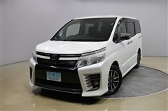 トヨタ ヴォクシー ZS キラメキ