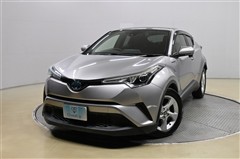 トヨタ C-HR ハイブリッド S