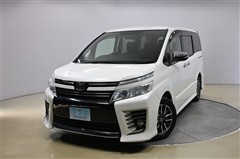 トヨタ ヴォクシー ZS キラメキ