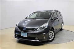 プリウスアルファ S