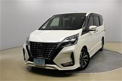 日産 セレナ HEV ハイウェイスター V