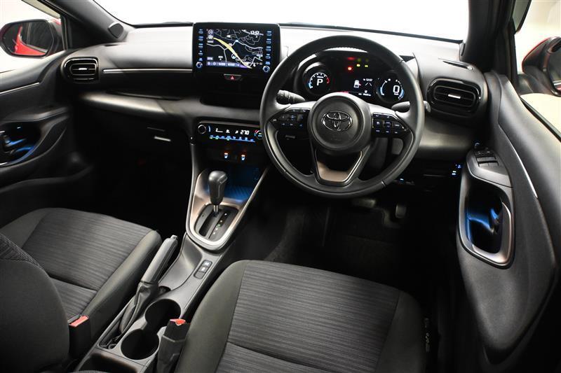 ヤリス Z（446026281727）の中古車 | トヨタ認定中古車 | トヨタ自動車