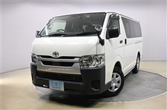 ハイエースバン DX