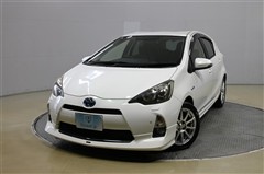 トヨタ アクア G