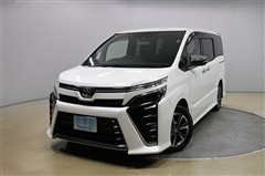 トヨタ ヴォクシー ZS キラメキ3