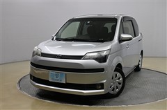 トヨタ スペイド F