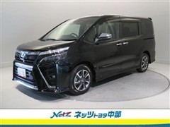 トヨタ　ヴォクシー ZSキラメキ2 7ニン
