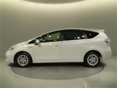 プリウスアルファ G 5ニン