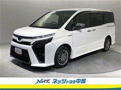 トヨタ ヴォクシーHV ZSキラメキ 7ニン