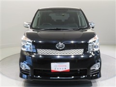 ヴォクシー ZSキラメキZ 8ニン