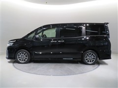 ヴォクシー ZSキラメキ 7ニン