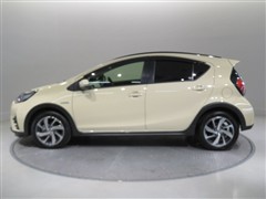 アクア クロスオーバー