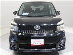 ヴォクシー ZS 8ニン