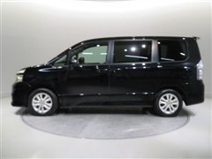 ヴォクシー ZS 8ニン