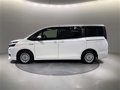 ヴォクシーHV V 7ニン