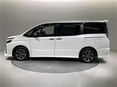 ヴォクシー ZSキラメキ2 7ニン