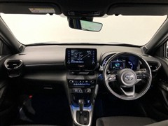 ヤリスクロス HV Z