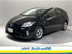 トヨタ プリウス S