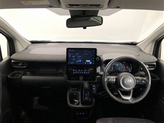 シエンタ HV Z 5ニン