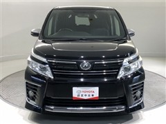 ヴォクシー ZSキラメキ 8ニン