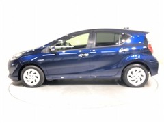 アクア Sスタイルブラック